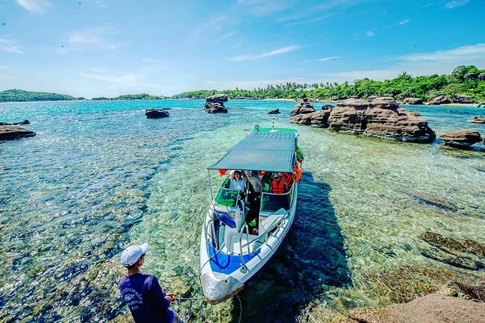 hon-gam-ghi-phu-quoc-4-1625567909-1778862441 hon-gam-ghi-phu-quoc-4-1625567909-1778862441.webp