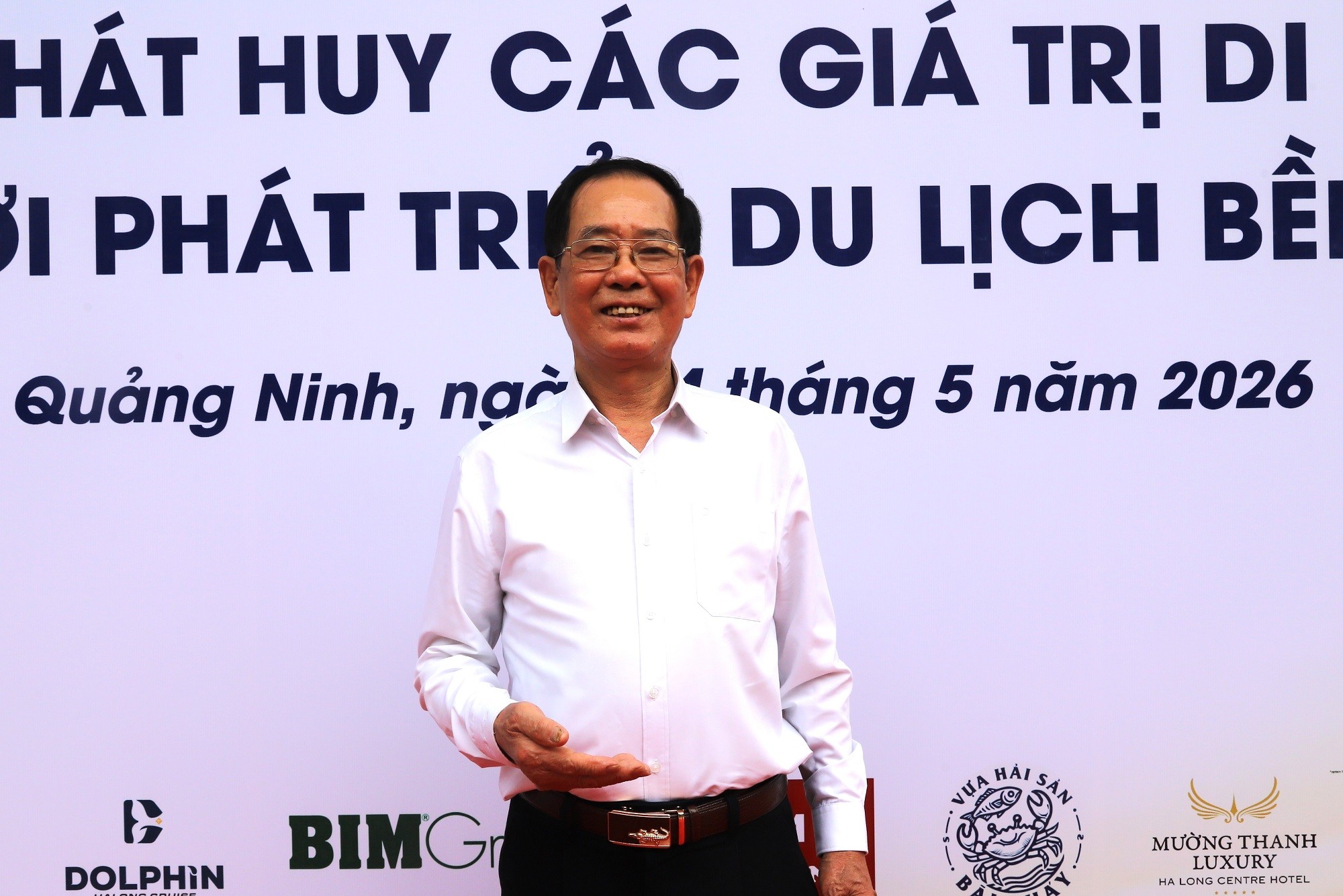 ong-hue-1778856294 ong-hue-1778856294.jpg