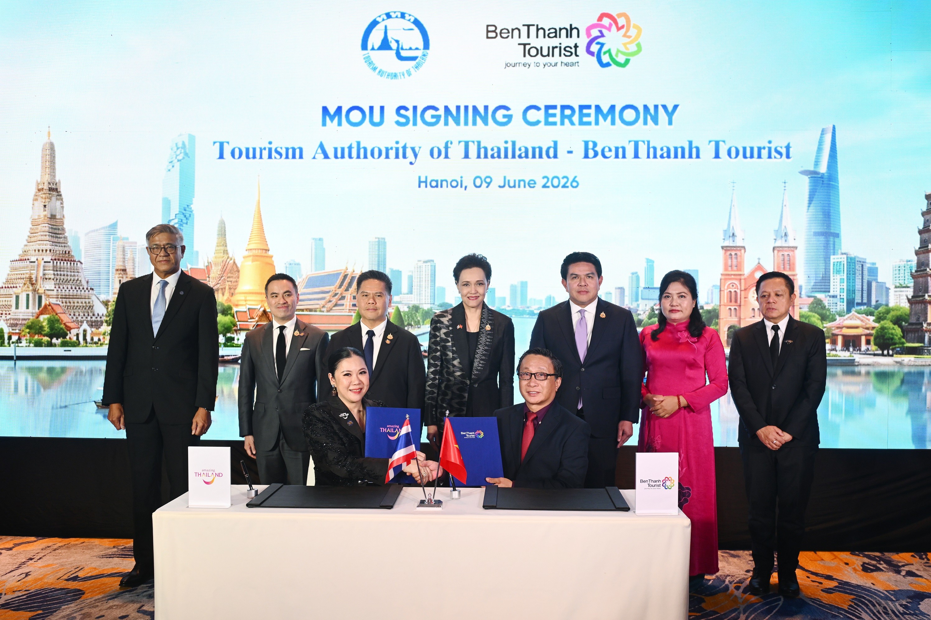 h01-tgd-benthanh-tourist-va-tong-cuc-truong-tcdl-thai-lan-thuc-hien-le-ky-ket-hop-tac-du-lich-2026-2029-1781072516.JPG