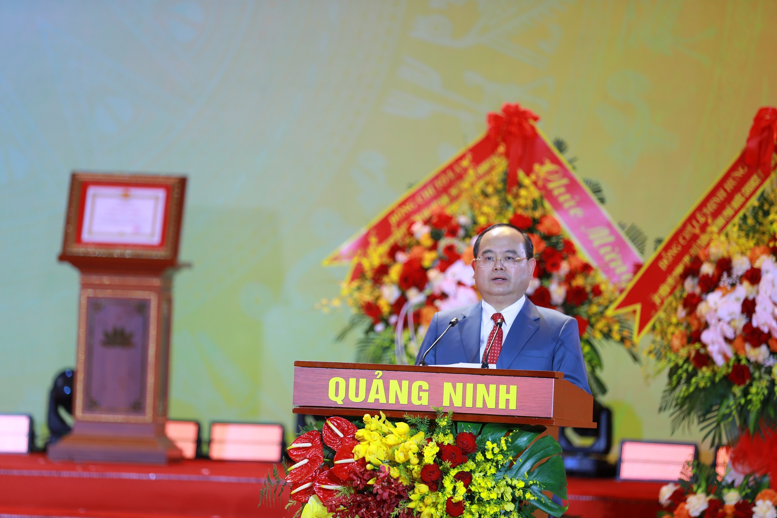 bi-thu-tinh-uy-phat-bieu-2-1787921135 bi-thu-tinh-uy-phat-bieu-2-1787921135.jpg